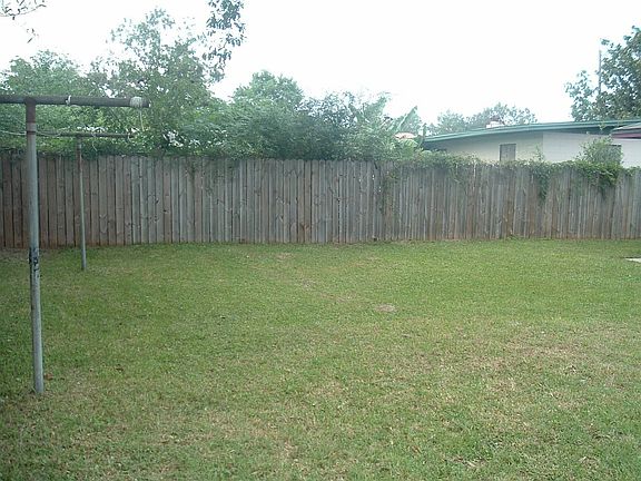 3rd image of 4523 Florelle Way