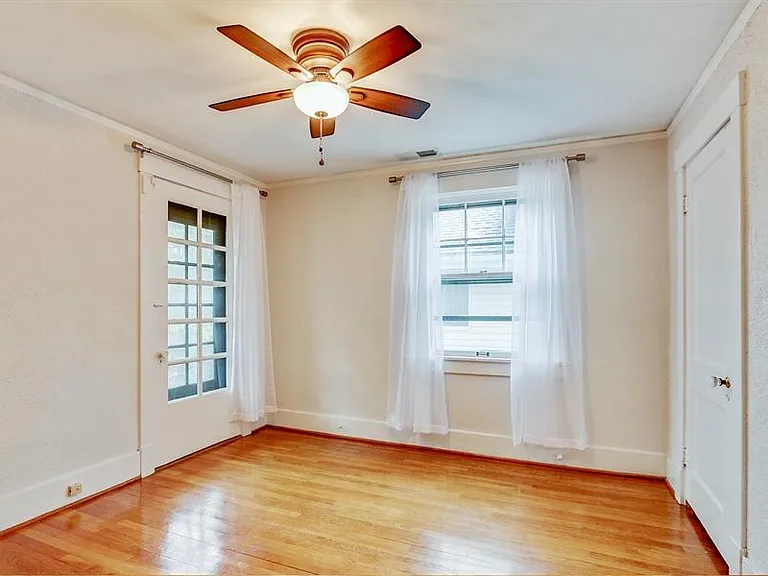 5121 Grand Ave — Photo 17