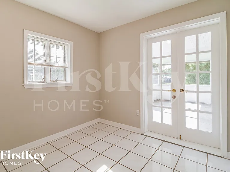 510 Connecticut Ave — Photo 13