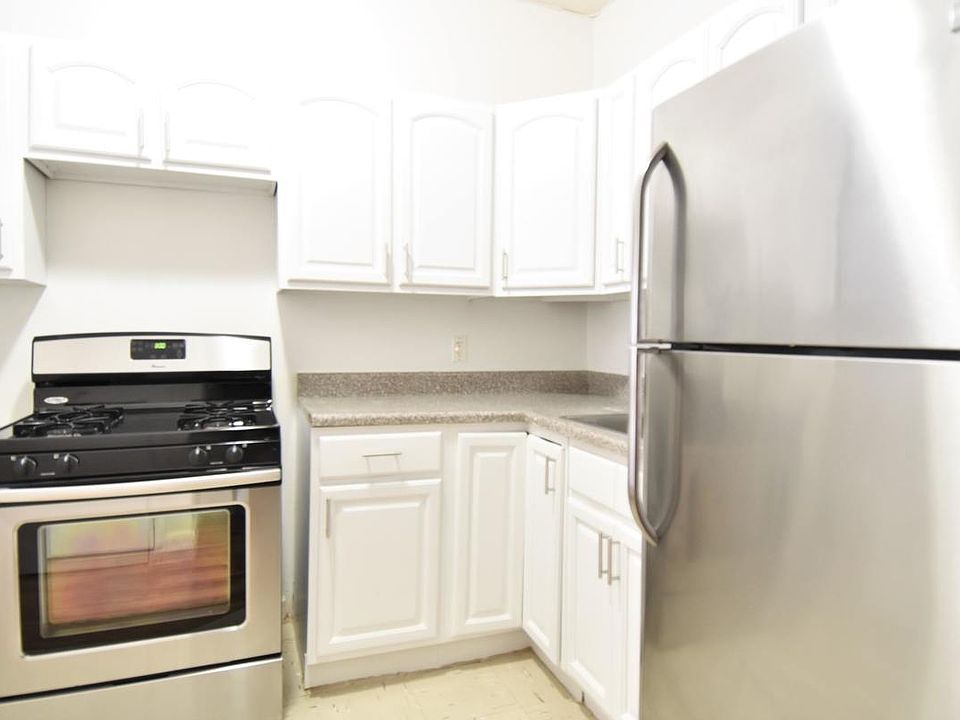 1st image of 138 W 112th St APT 1A