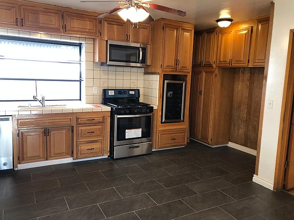 4th image of 2312 Wellesley Ave #B