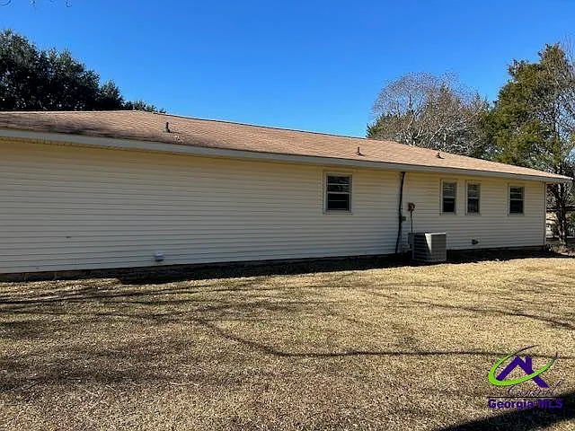 110 Mason Dr — Photo 9