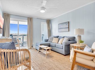 918 Carolina Beach Ave N, Carolina Beach, NC 28428