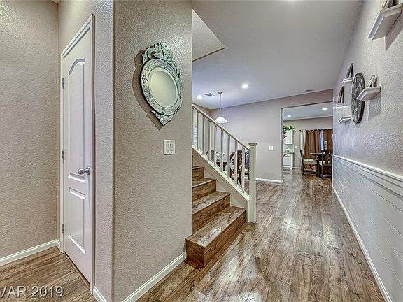 3rd image of 7939 Mineral Peak St