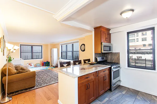 Sold by Botensten Properties International | media 1