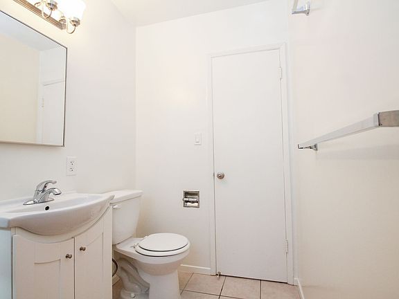 4th image of 5320-5330 Ben Ave #5320-4