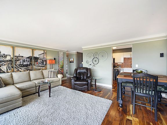 4th image of 2800 N Lake Shore Dr APT 1310