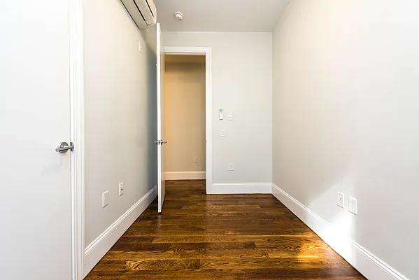 Rented by Nooklyn NYC LLC | media 20