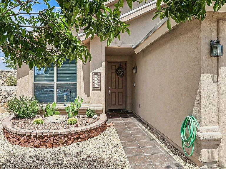 4769 Joseph Rodriguez Dr — Photo 3