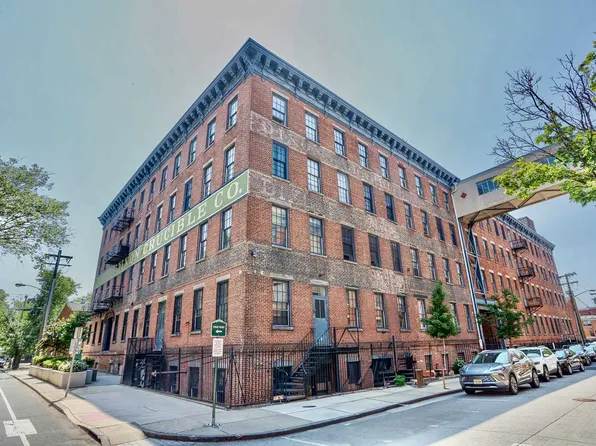 187 Wayne St APT 208C, Jersey City, NJ 07302