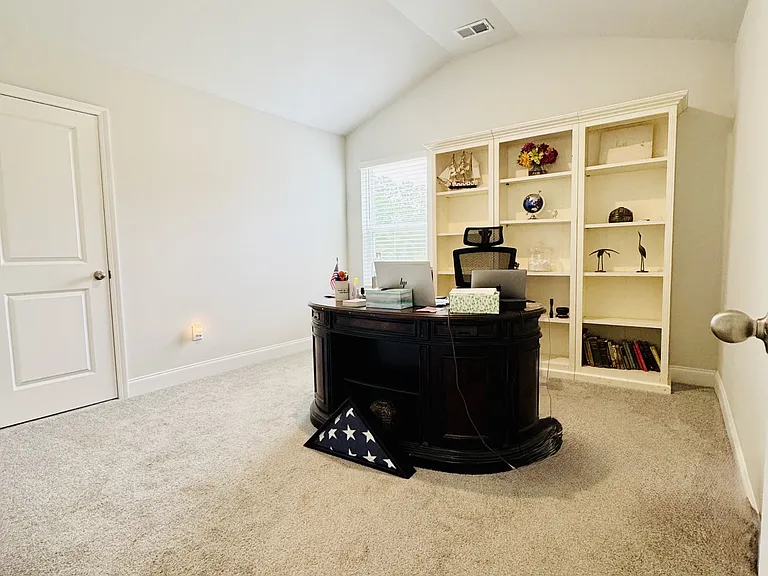 2464 Campton Loop — Photo 38