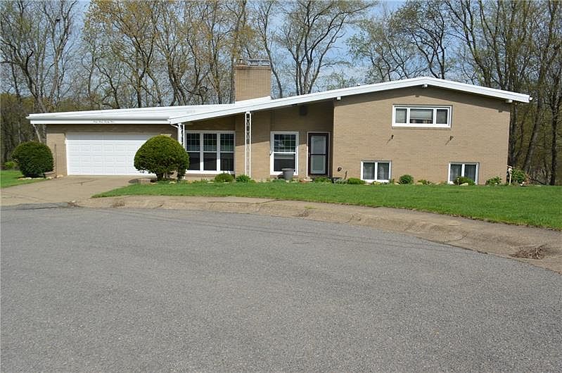 4324 Beverly Dr, Aliquippa, PA 15001 Zillow