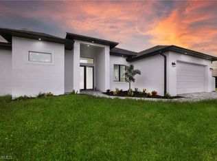304 NE 17th Ave, Cape Coral, FL 33909