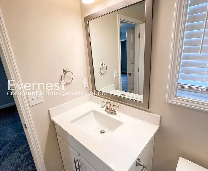 1267 Kendall Dr — Photo 8