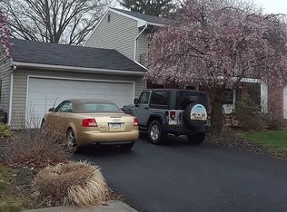 43 Sandalwood Dr, Palmyra, PA 17078
