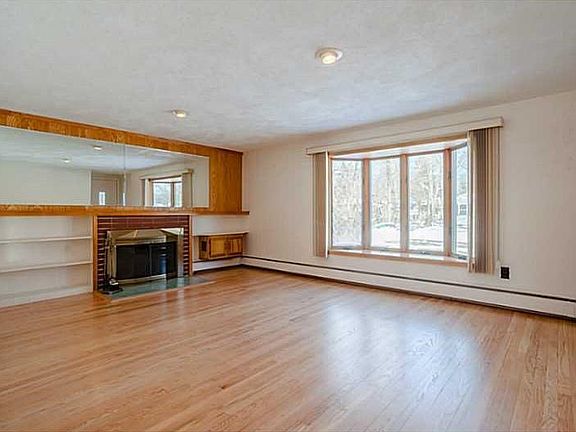 Den/Family/Great Room.