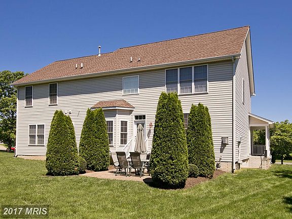 2nd image of 105 Fishers Hill Ct