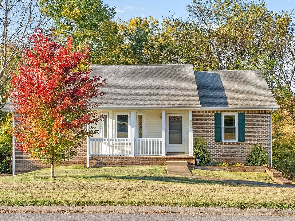 1st image of 834 Buckhorn Dr