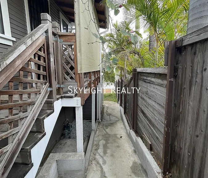 3746 Villa Ter #B — Photo 20
