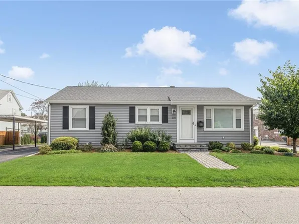 220 Fort St, East Providence, RI 02914