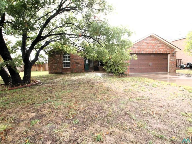 2321 Hammond Blvd — Photo 2