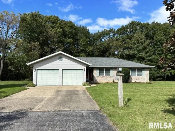 11223 N Evans Mill Rd, Princeville, IL 61559