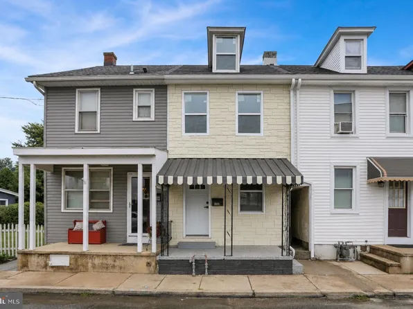 221 E Guilford St, Lebanon, PA 17046