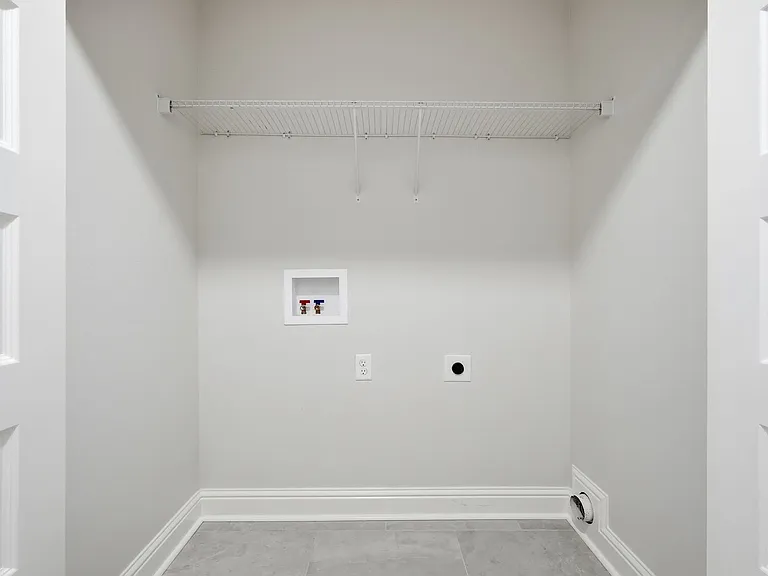 699 Woodlawn Ave NW — Photo 37