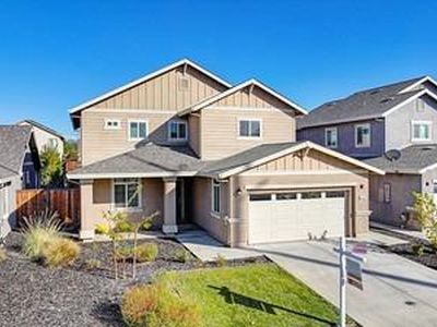 613 O St, Lincoln, CA, 95648