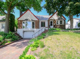 1111 Montana Ave W, Saint Paul, MN 55108