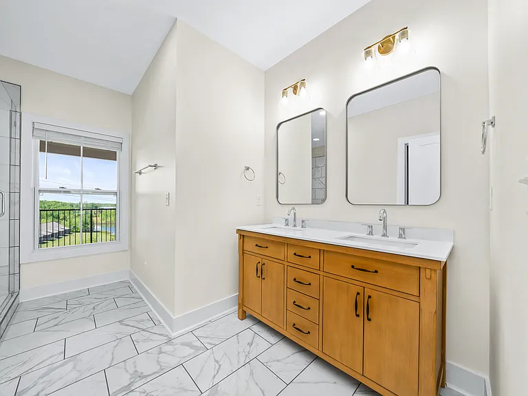 1427 Spring Pointe Ln — Photo 11
