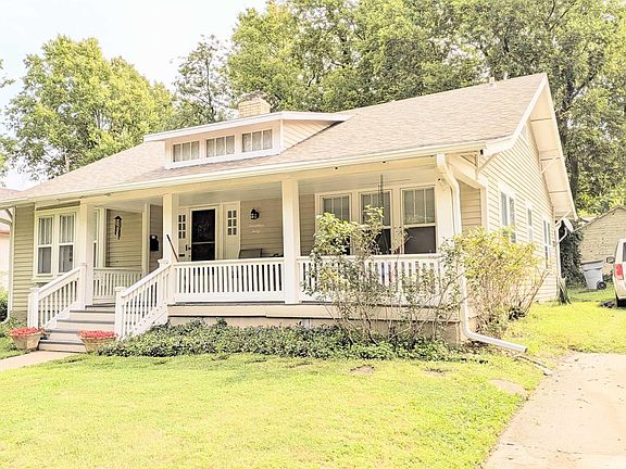 2nd image of 1730 Rural St