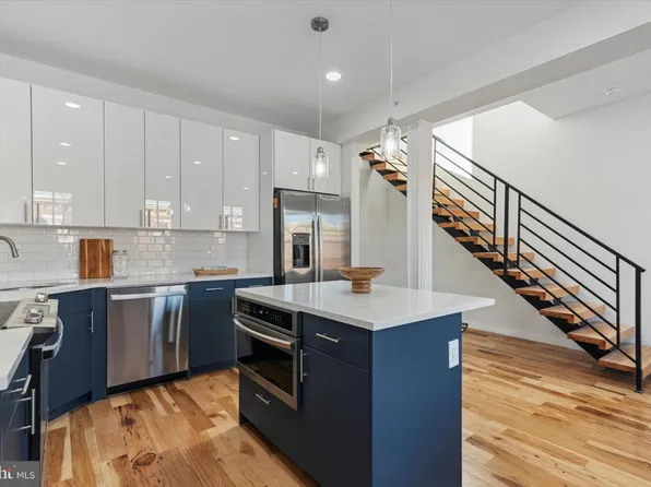 1904 Mount Vernon St Floor 4, Philadelphia, PA 19130