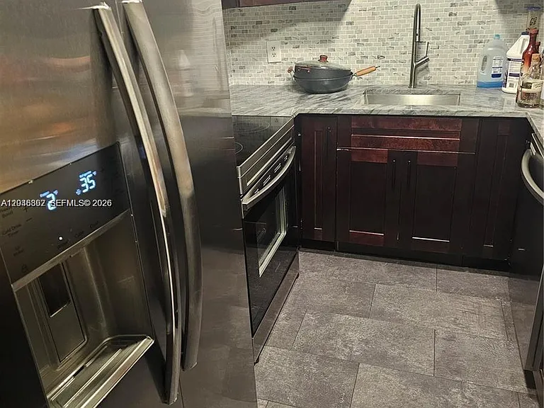 5961 N Falls Circle Dr #109 — Photo 11
