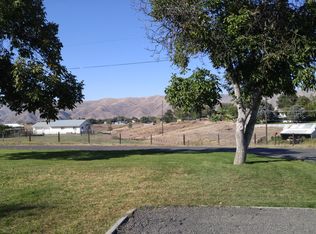 2221 3rd Ave, Clarkston, WA 99403