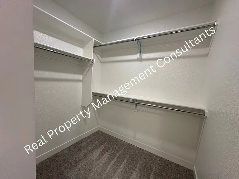 1628 SW Buckthorn St — Photo 10