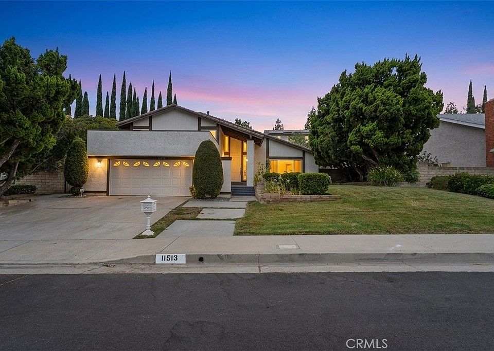 1st image of 11513 Pala Mesa Dr
