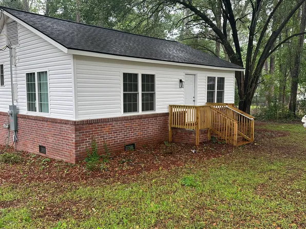 706 E Pinetree Blvd, Thomasville, GA 31792