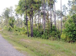 40 Roseberry Rd, Lumberton, MS 39455