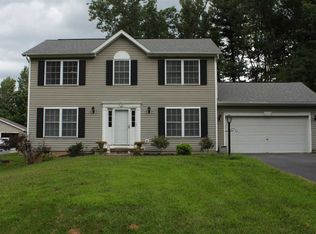 96 Cemetery Rd, Halfmoon, NY 12065