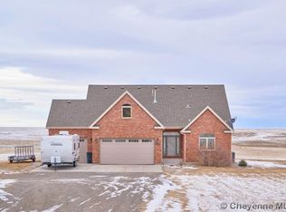 1514 Scenic Ridge Dr, Cheyenne, WY 82009