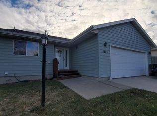 5275 Weathervane Ln, Rapid City, SD 57703