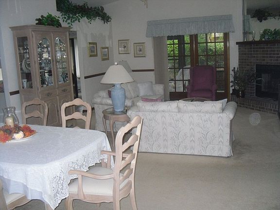 Living room/Dining room