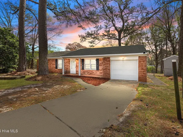 107 Royal Court, Jacksonville, NC 28540