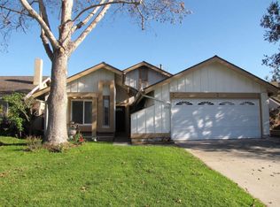 1720 Coachman Dr, Camarillo, CA 93012