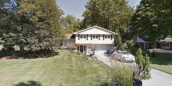 2nd image of 7250 Huckleberry Ln