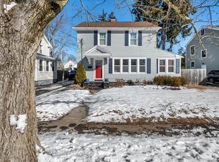 87 Russell St, Hamden, CT 06517