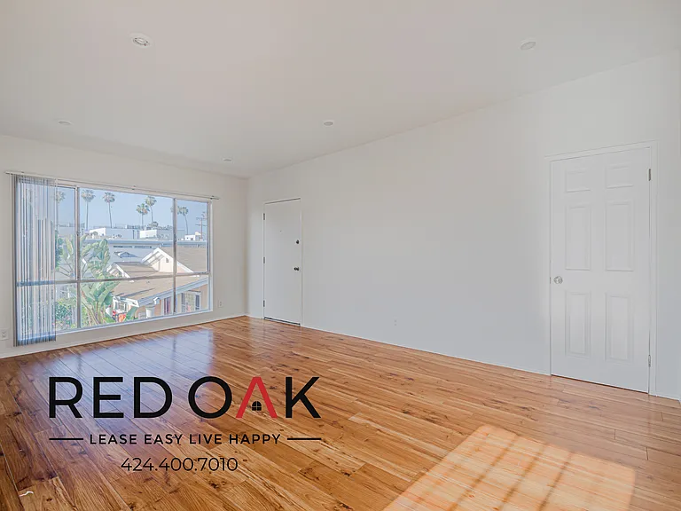 926 N Normandie Ave #6 — Photo 5