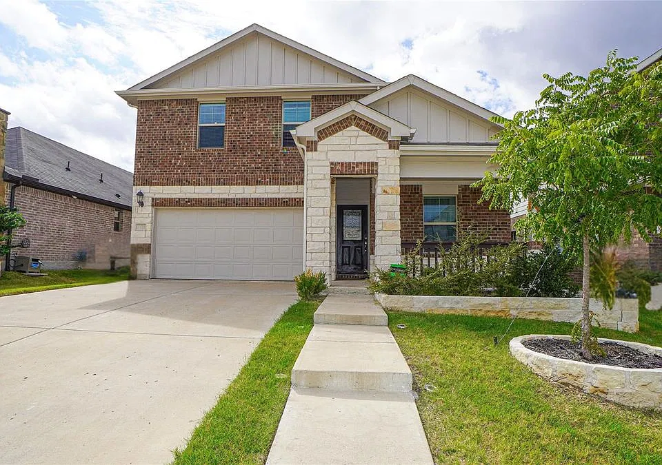 1128 Enchanted Rock Ln