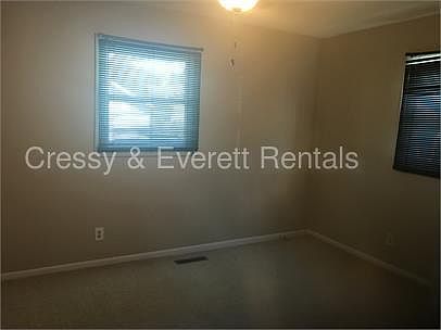 2nd image of 4387 Vine St